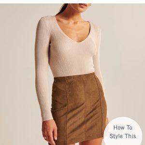 Abercrombie NWT Medium Vegan Suede Mini Skirt Brown